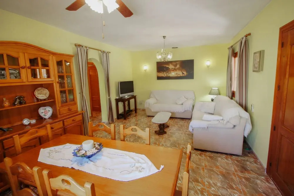 Pineda - modern, well-equipped villa with private pool in Costa Blanca