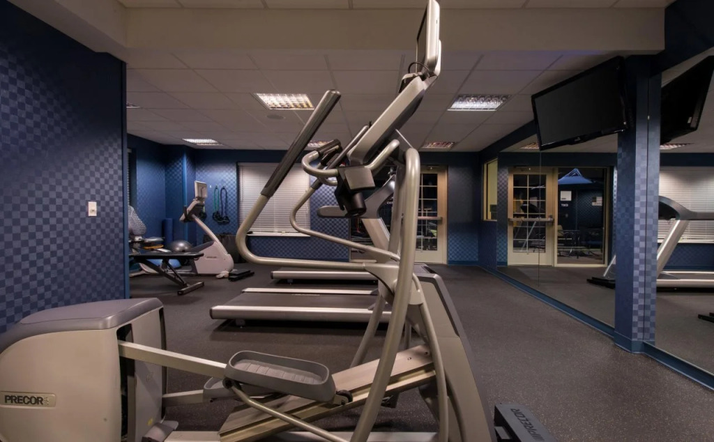 Holiday Inn Express and Suites Dickson City by IHG