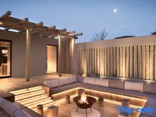Heguli · VILLA Hidden Luxury Manju Designer Holiday Inn (South Gate Store of Dali Old City)