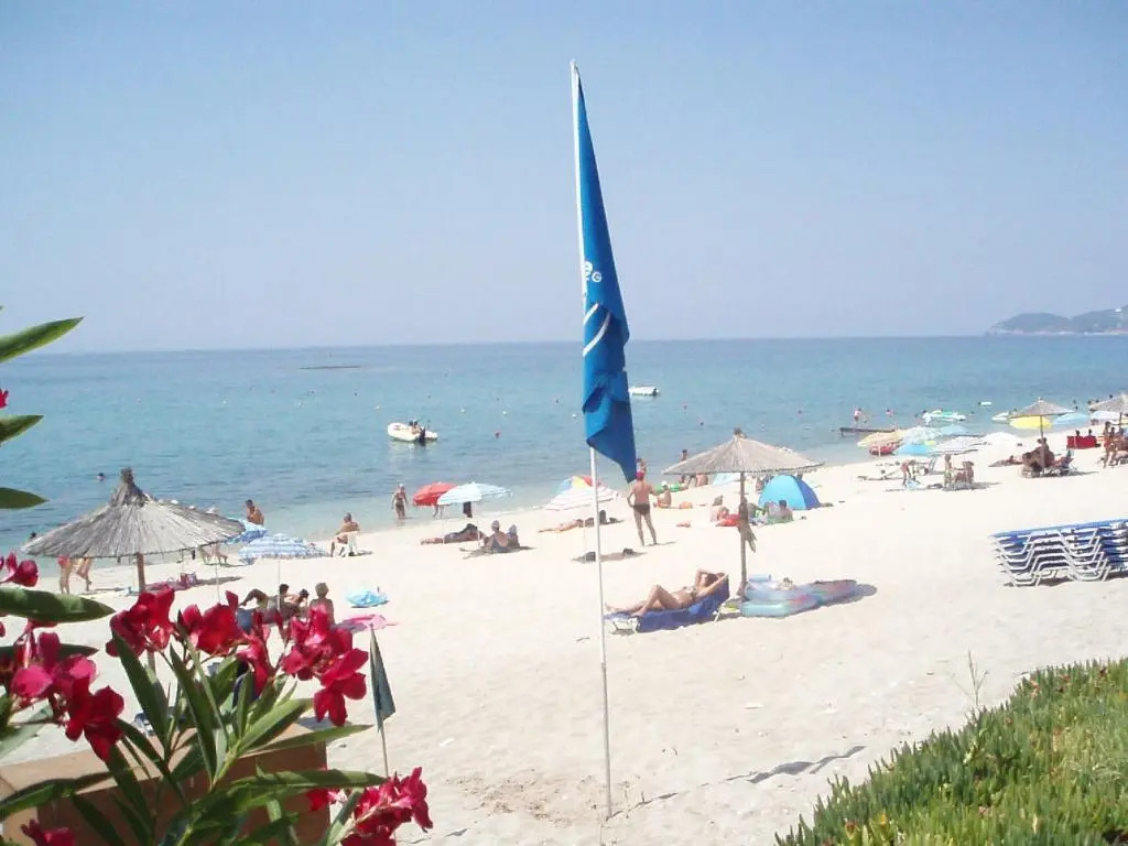 Village Esperia