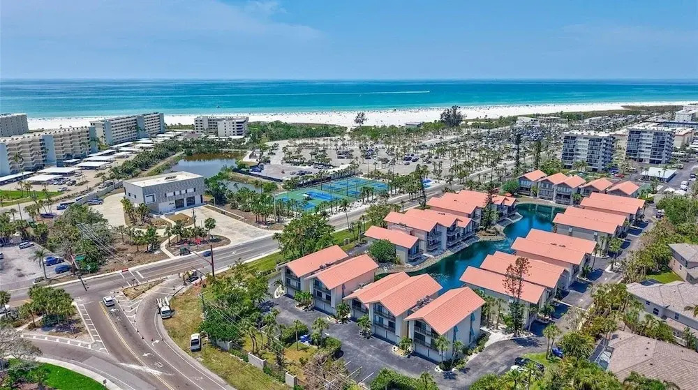 Siesta Beach Retreat 2 Bedroom Townhouse