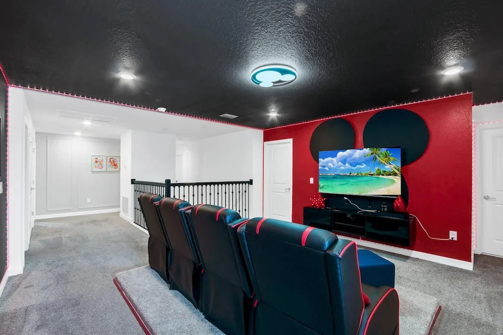 Luxury Incredible Themed Home Best Vacation