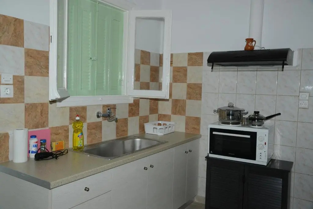 Hermes Apartment-2
