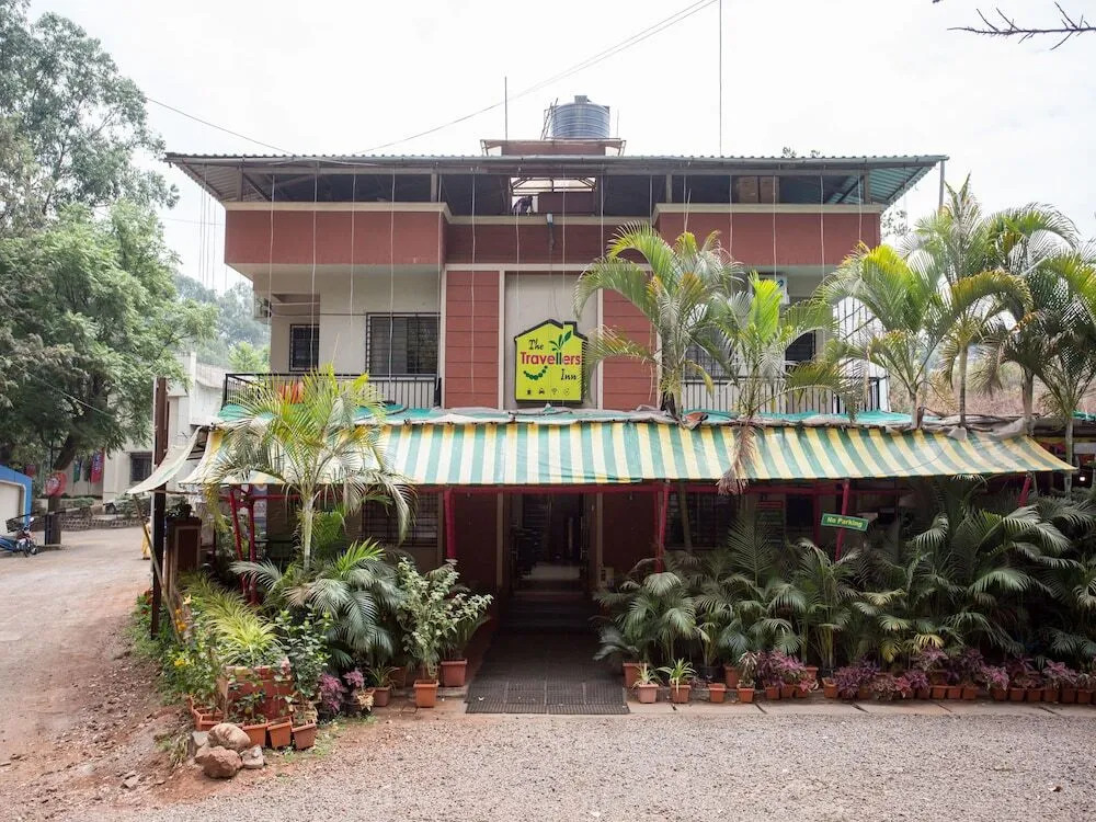 OYO 12260 Traveler's inn