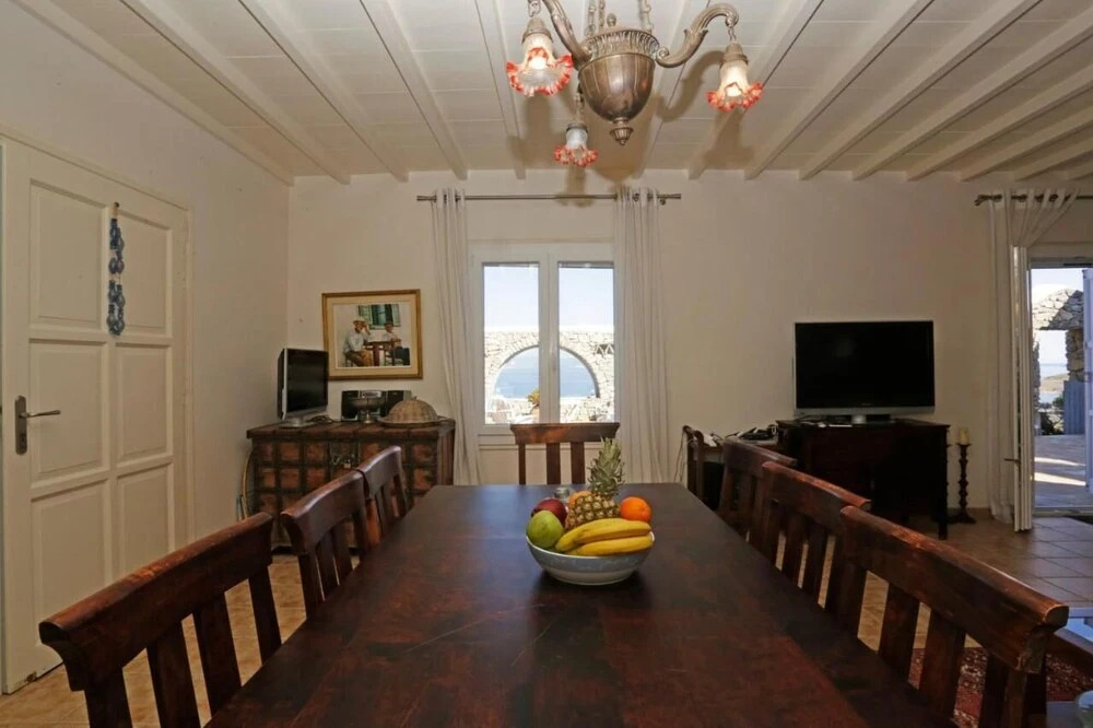 Amati Villa Cavo Dellos