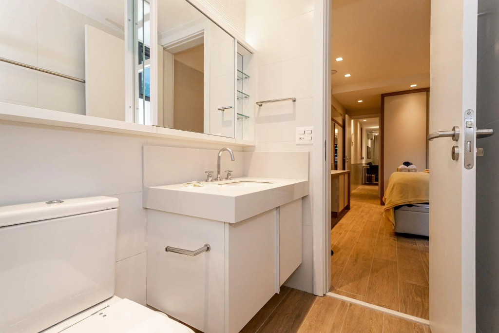 Quarto&sala A 170m Da Praia De Ipanema | Fa 49/302