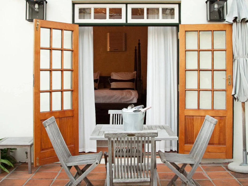 Avondrood Guest House by The Oyster Collection