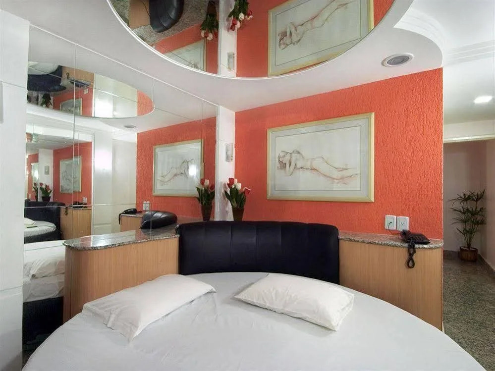 Playtime Motel