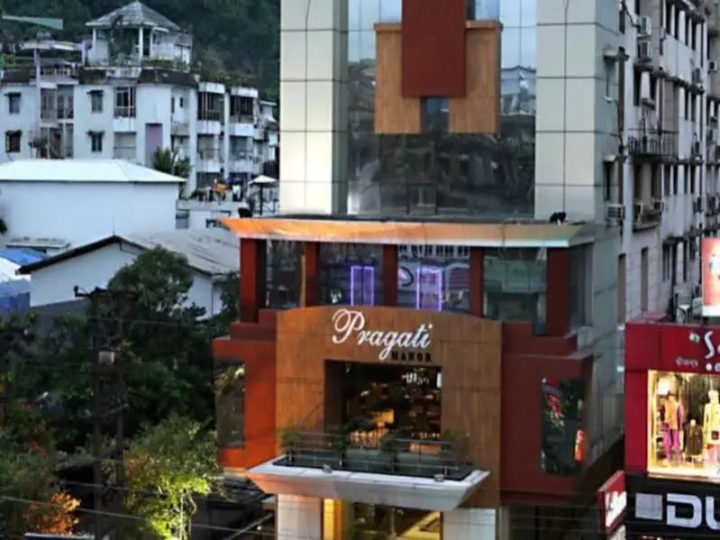 Pragati Manor