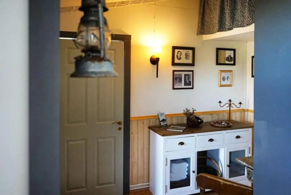 Slow Travel Mývatn - Ólis Homestay-Private house v