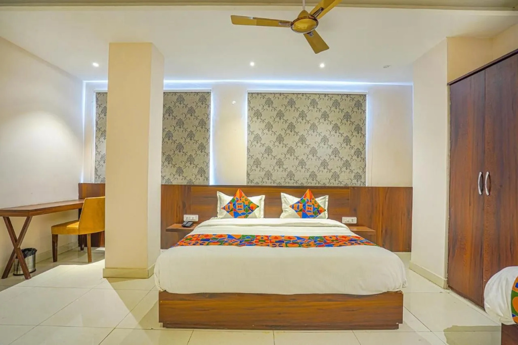 FabHotel Prime Empire