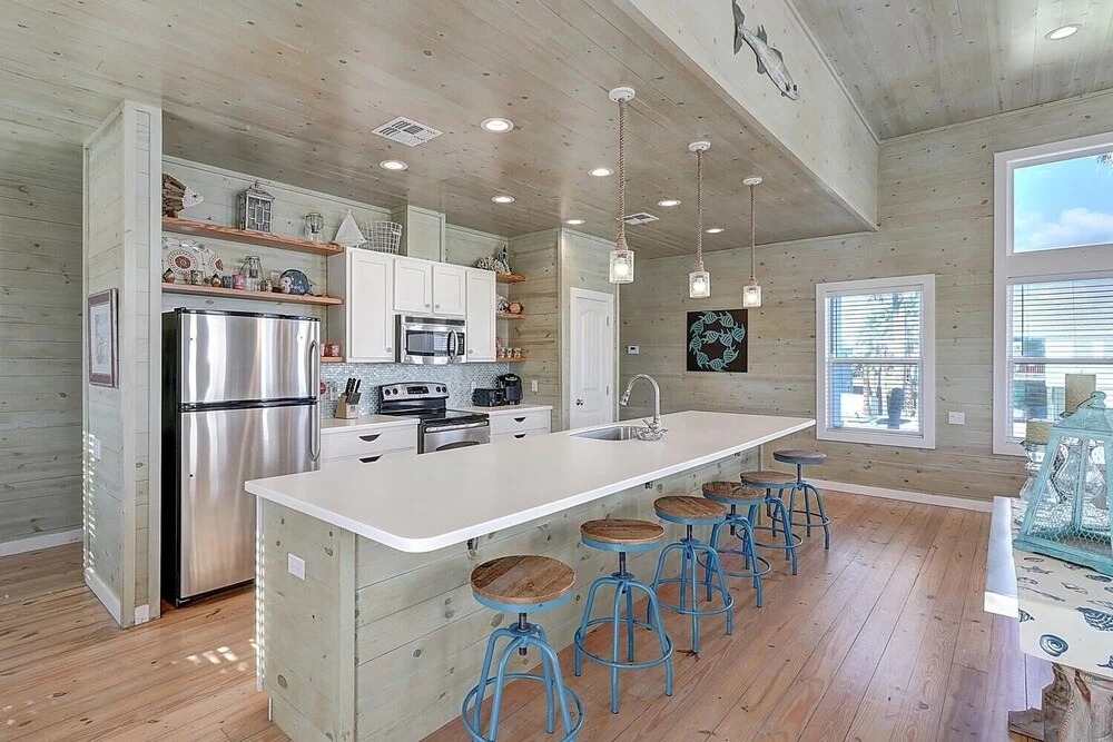 Playin' Hookie 5 Bedroom Home by Redawning