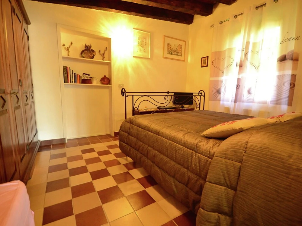 In a Beautiful Property with Pool And Views of the Hills of the Val di Chiana