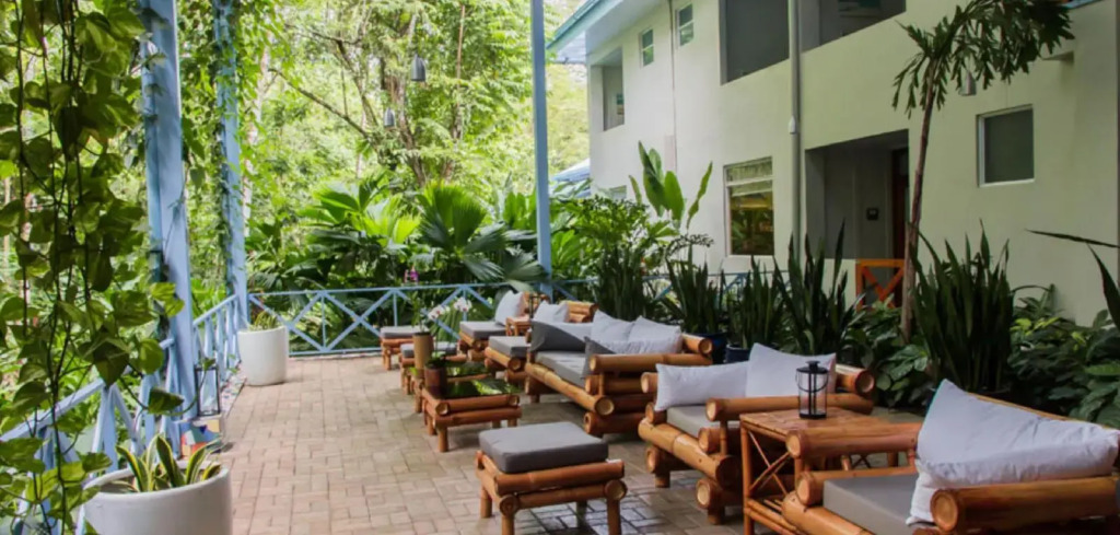Hotel Plaza Yara