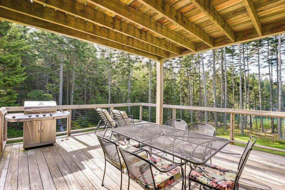 Waterfront Deer Isle Retreat w/ Fire Pit!