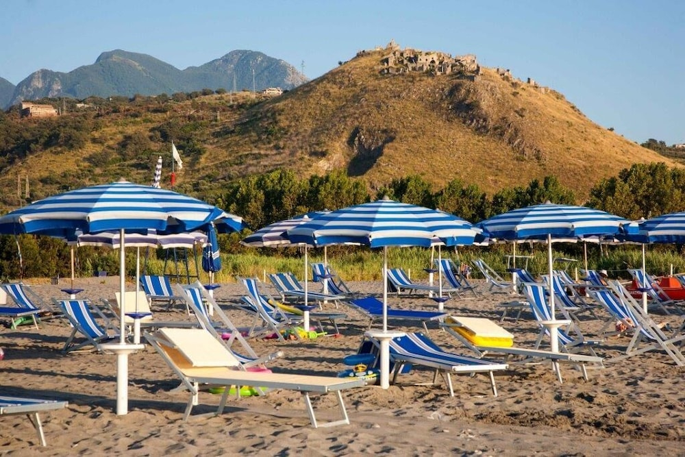 Fruit Village Holiday Beach