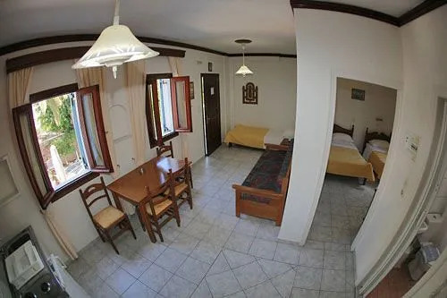 Kastro Hotel