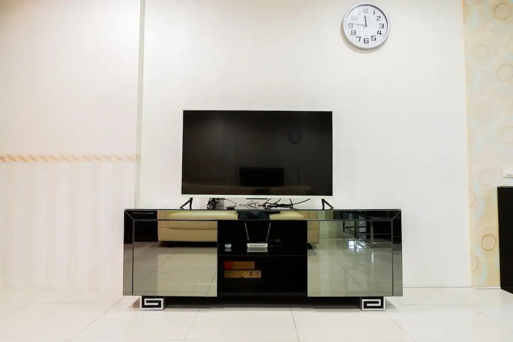 Exclusive 2BR The Via & The Vue Apartment Ciputra World By Travelio