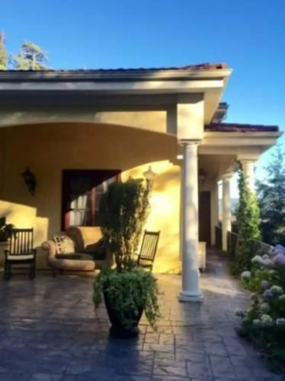 The Villa at Little Cape Horn