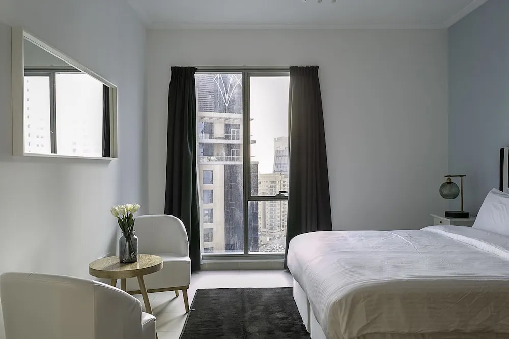 One Perfect Stay - Aurora Tower