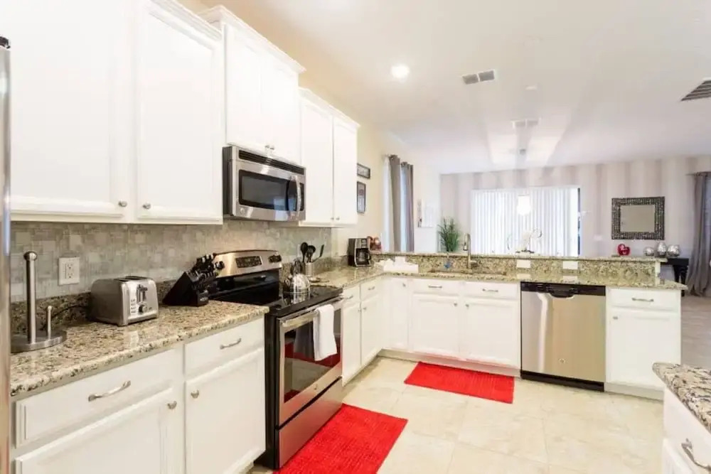 Spacious 5BR Private Pool Beautiful Decor
