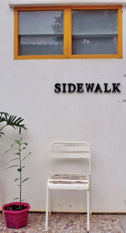Sidewalk Boutique Hotel and Cafe