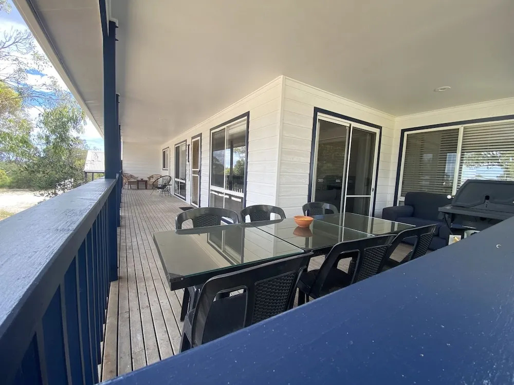 90 Mile Beach House & Villas