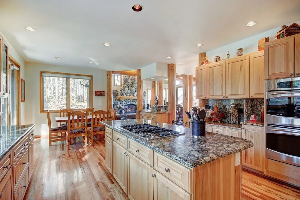 Boulder Lodge At Peak 8 4 Bedroom Home by RedAwning