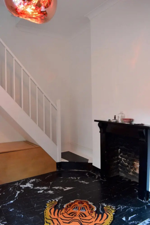 Spacious Apartment for 4 in Trendy Shoreditch