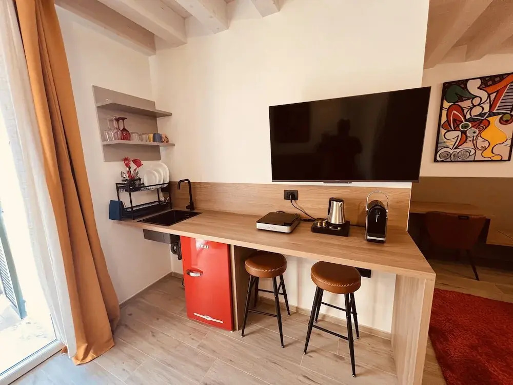 5 Terre hub suite