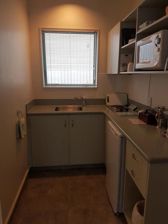 Jasmine Court Motel