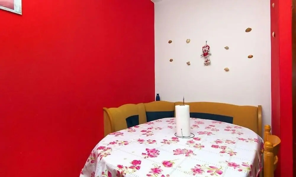 Bepoto - Family Apartment With Terrace - A1