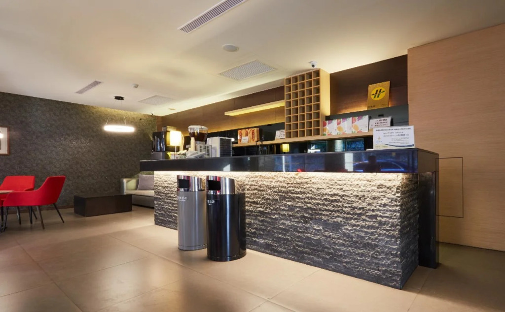 Hai Fu Hotel & Suites
