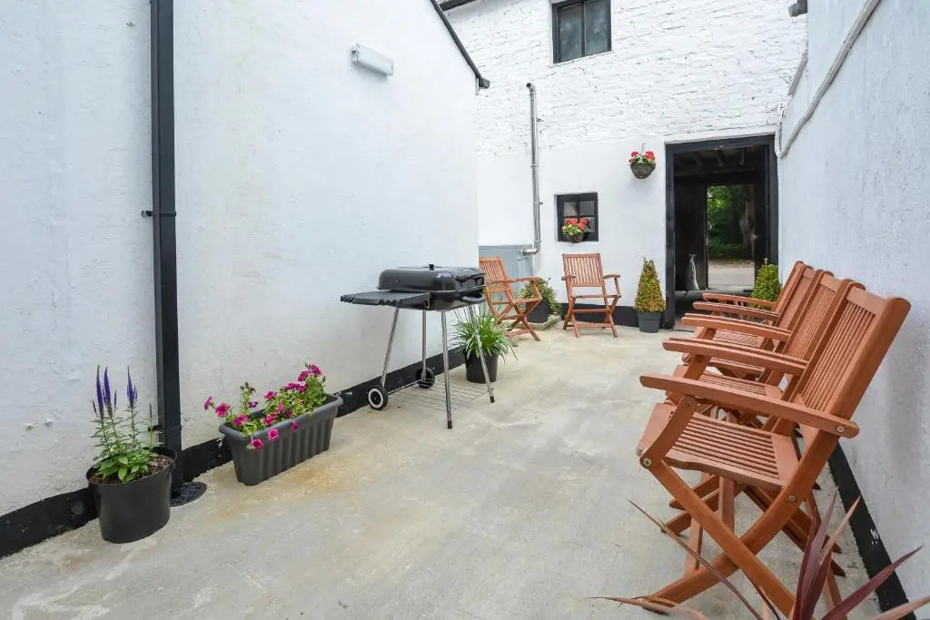Quay House, North Coast 6 bedroom holiday home