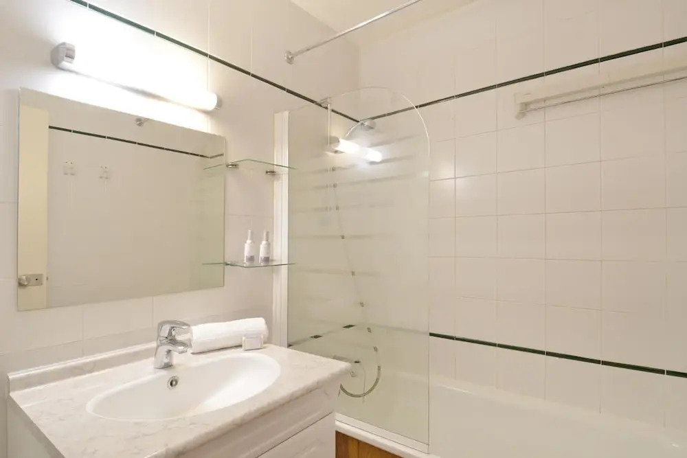 Residence Saintjacques Two-room Apartment in the Resort Center for 5 People, 35 m2 Cb54