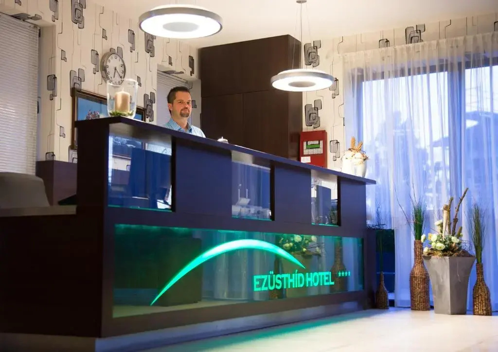 Ezüsthíd Hotel