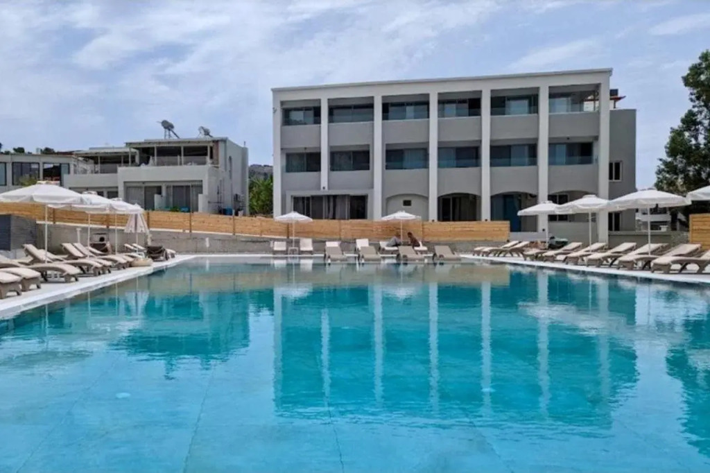 Evi Studios & Apartments Pefkos