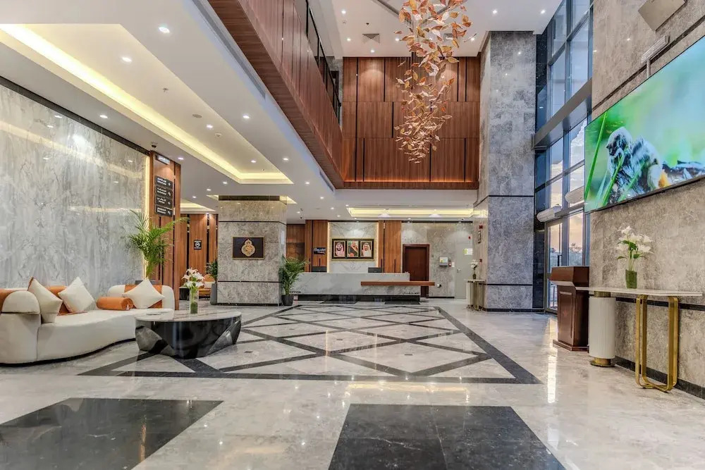 Lumian Hotel