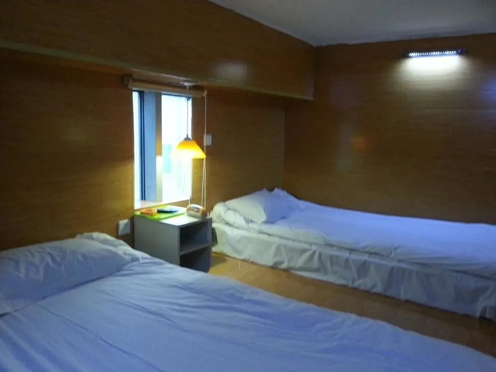 Xinyang Times Inn