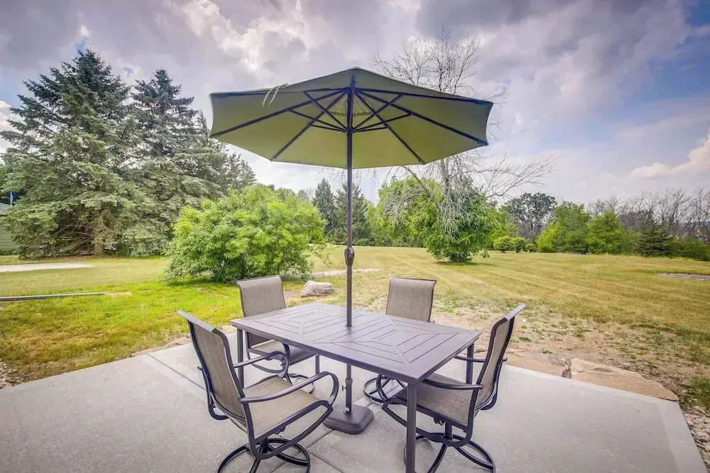 Updated Plymouth Home ~ 5 Mi to Road America!