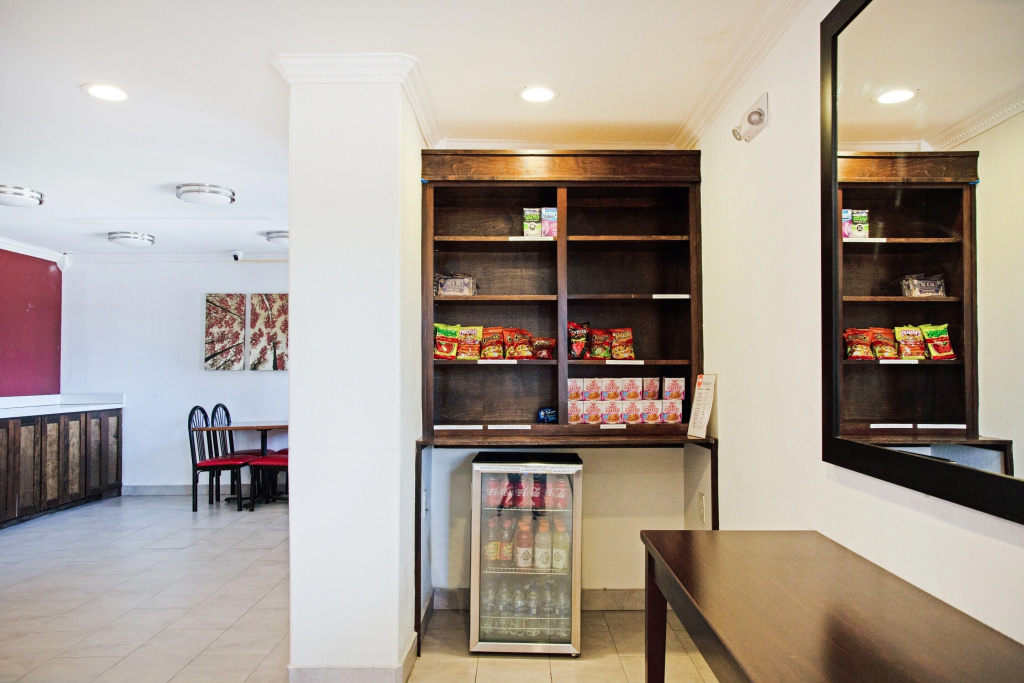 OYO Hotel McAllen Airport South