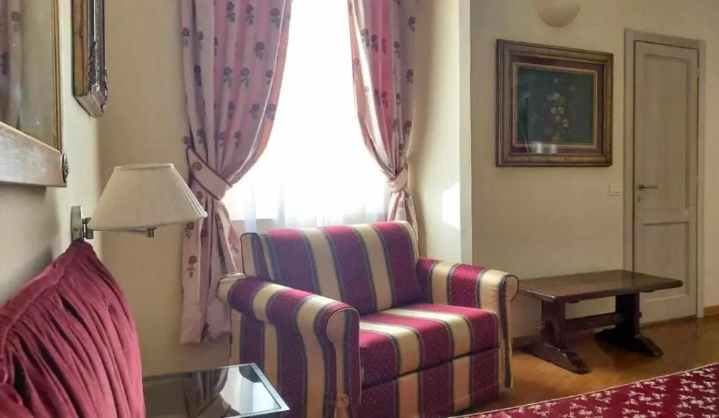 Tornabuoni La Petite Suite