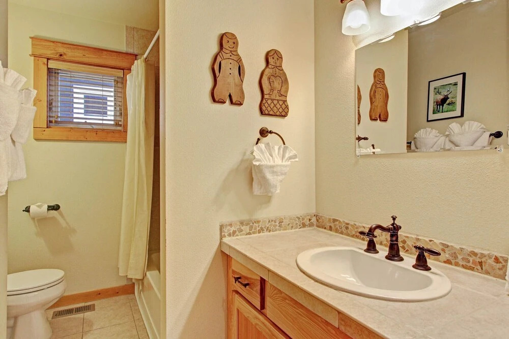 Mount Acoma 38 2 Bedroom Condo by RedAwning
