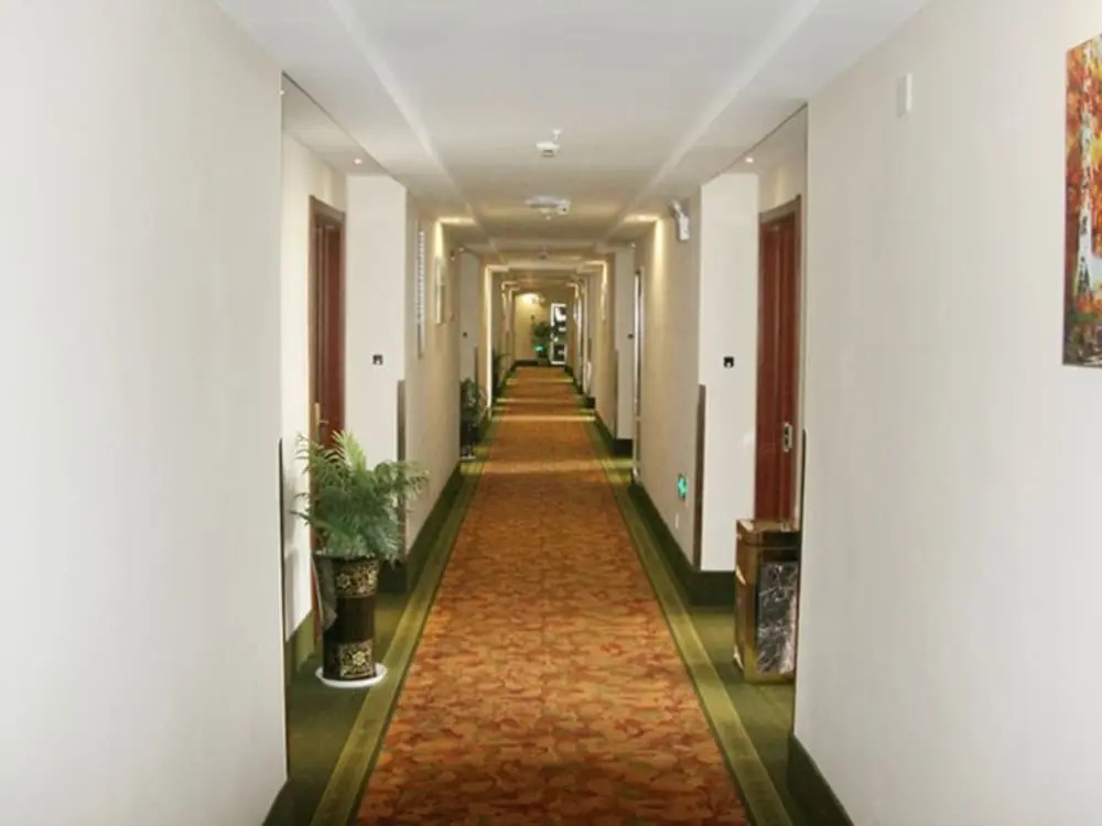 GreenTree Inn JiangSu YanCheng JianHu ShangGang Bus Station Freeway 204 Express Hotel
