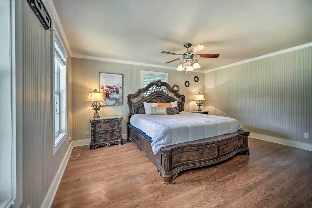 'the Petite Lake House' in Seguin w/ Patio!