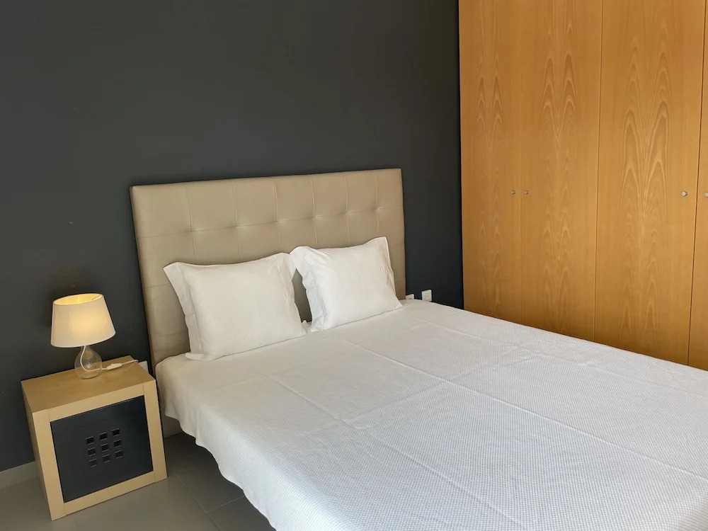 13 in Portim o With 1 Bedrooms and 1 Bathrooms
