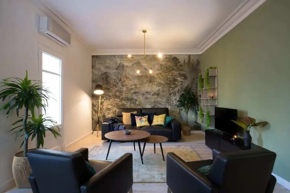 Luxurious Decor 4bdr Apt in Central, Eixample