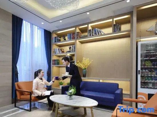 Kyriad Marvelous Hotel Yueyang County  Road