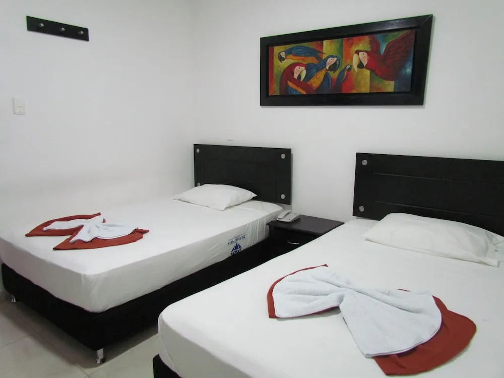 Hotel Diamonds