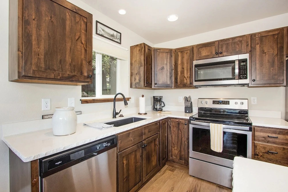 Hawkeye Ridge -- Ev 6189 3 Bedroom Condo by RedAwning